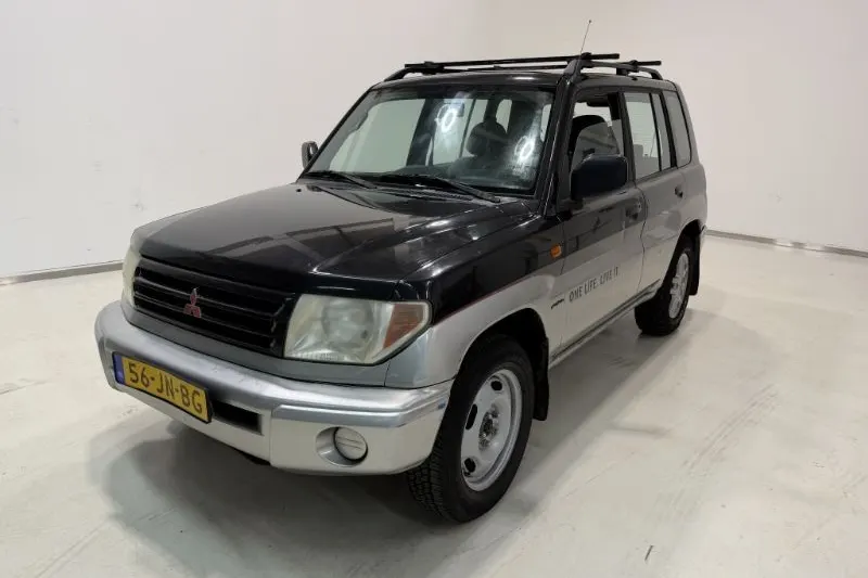 Mitsubishi Pajero Pinin (2002)