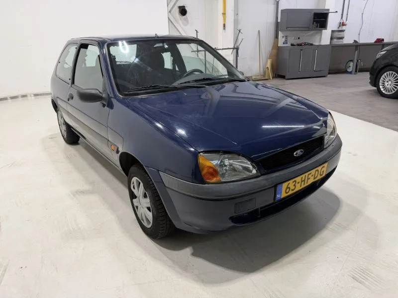 Ford Fiesta (2001) — foto 1