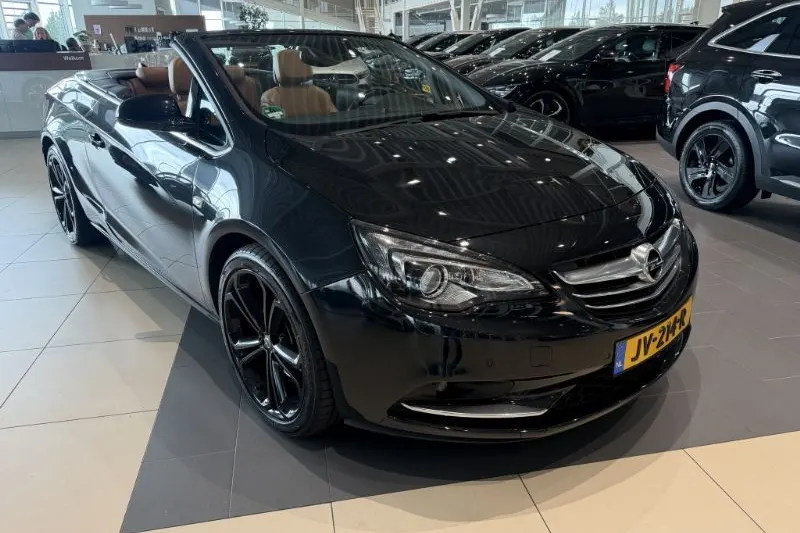 Opel Cascada (2016)