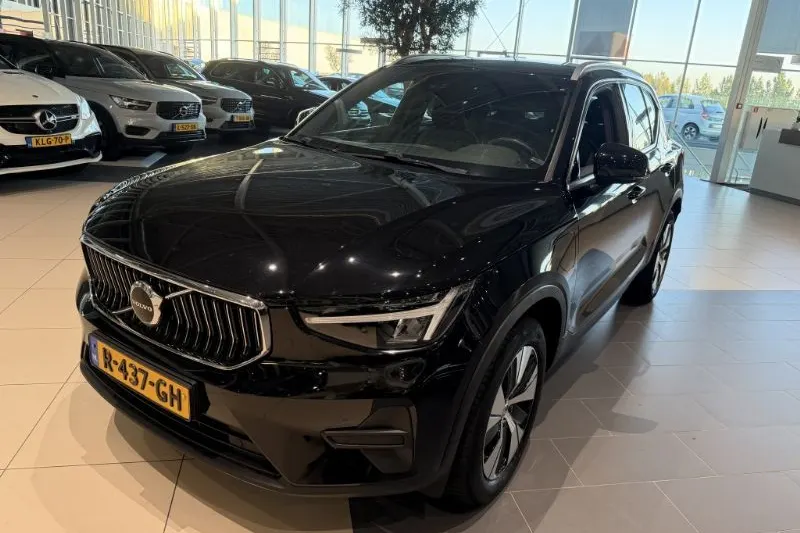 Volvo XC40 (2022)