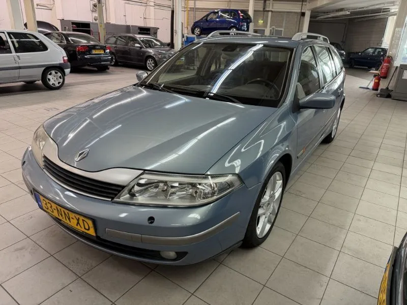 Renault Laguna (2004) — foto 1