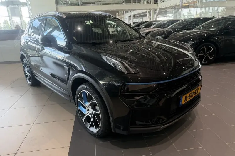 Lynk & Co 01 (2022)