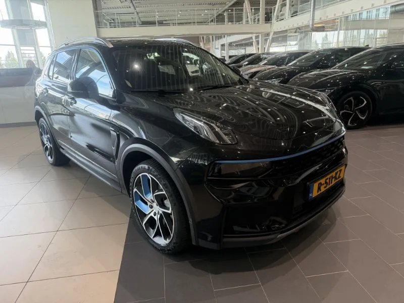 Lynk & Co 01 (2022) — foto 1