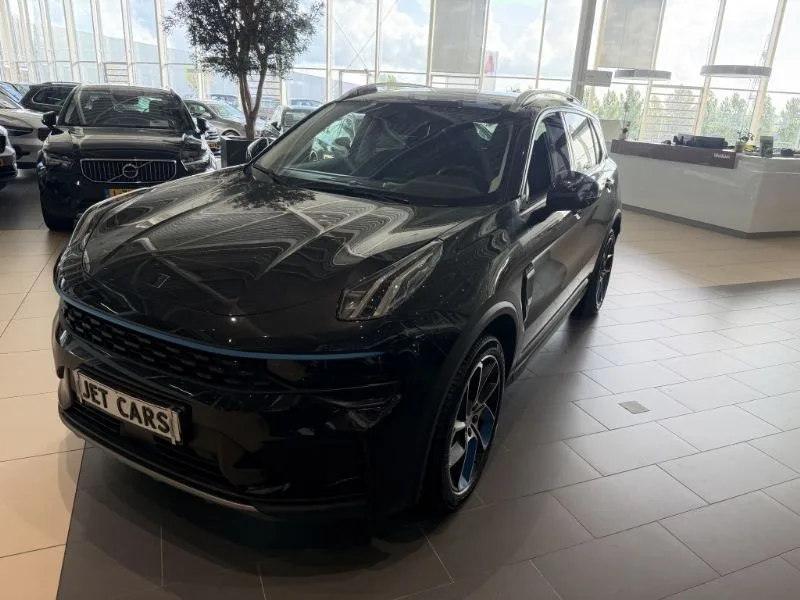 Lynk & Co 01 (2022) — foto 1
