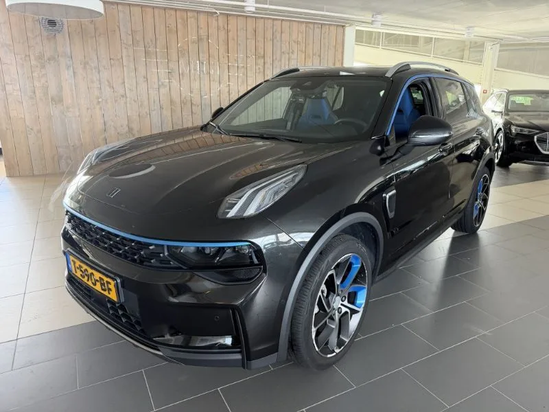 Lynk & Co 01 (2023) — foto 1