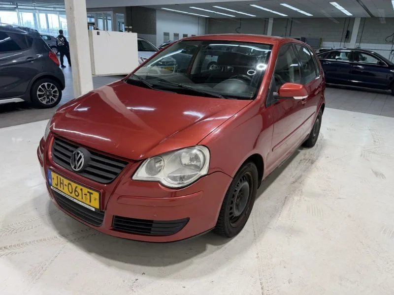 Volkswagen Polo (2005) — foto 1