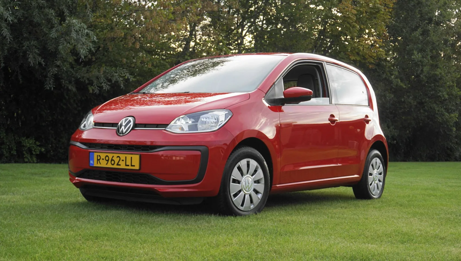 Volkswagen Up! (2022) — foto 1