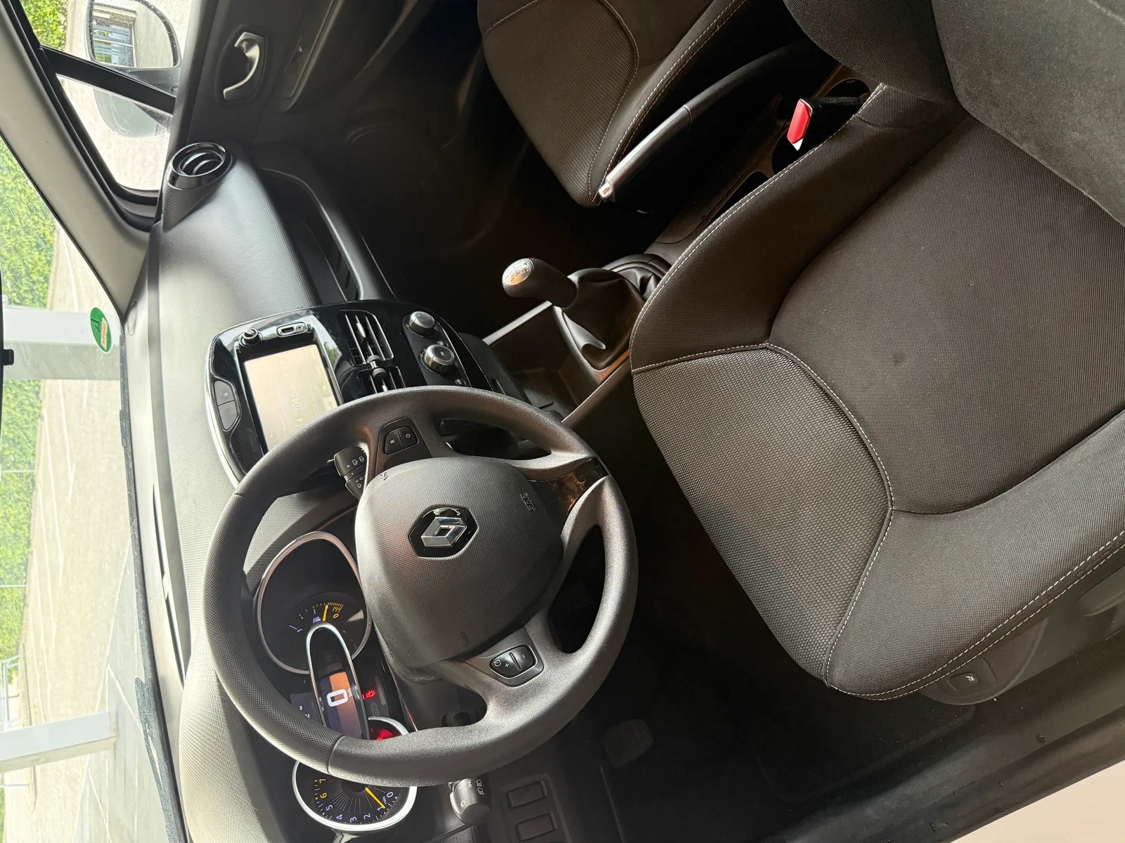 Renault Clio (2013) — foto 1