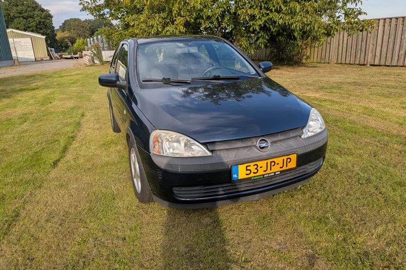 Opel Corsa (2002)