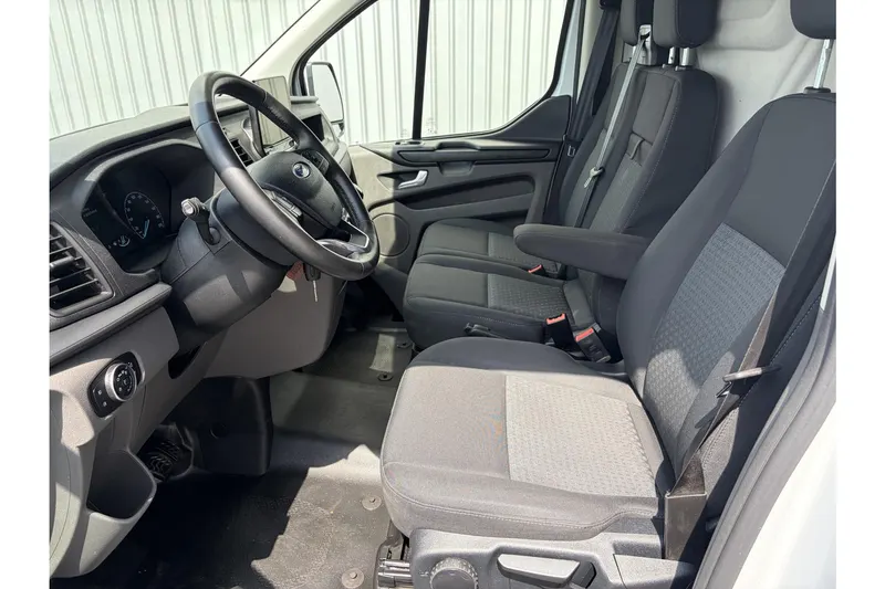 Ford Transit Custom (2023)