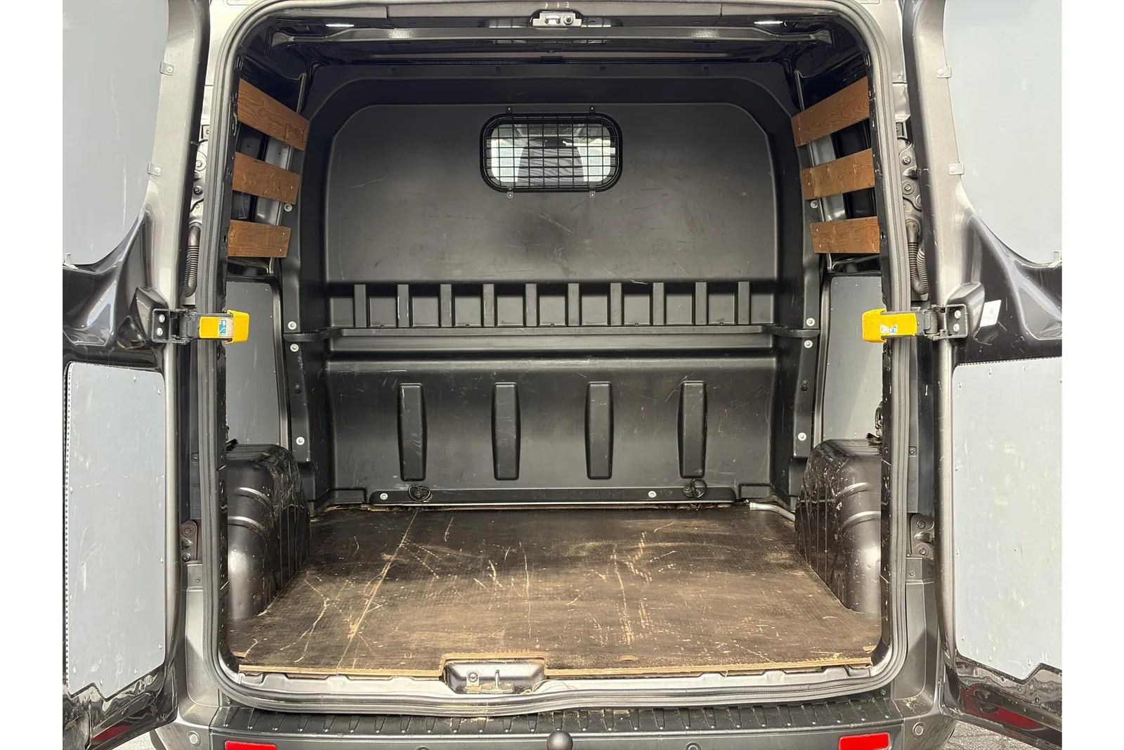 Ford Transit Custom (2020) — foto 1