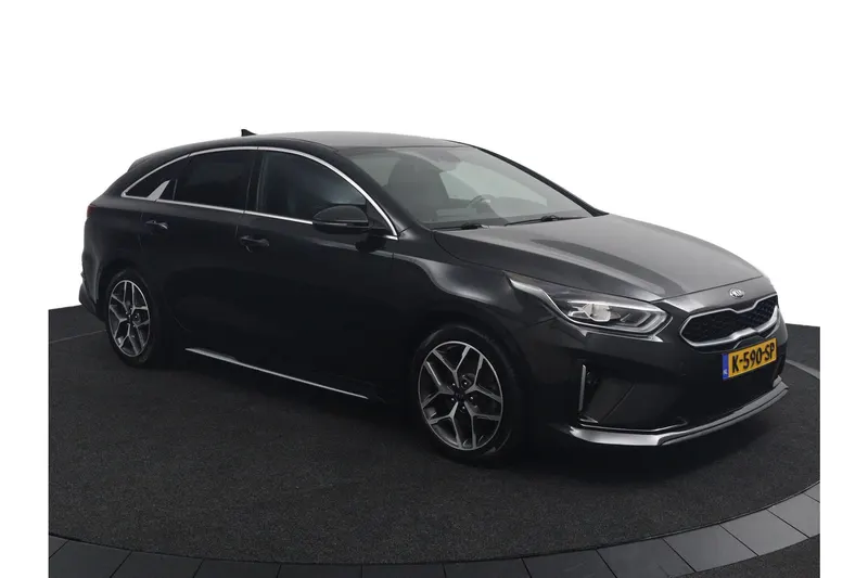 Kia ProCeed (2021)