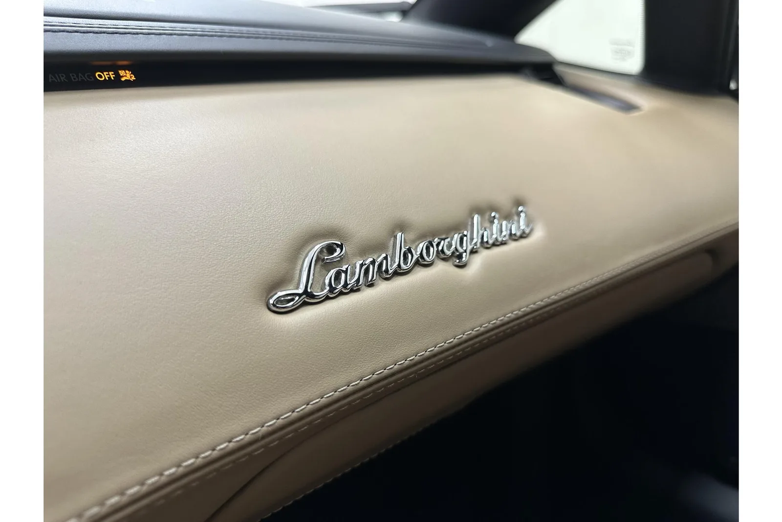Lamborghini Aventador (2013) — foto 1