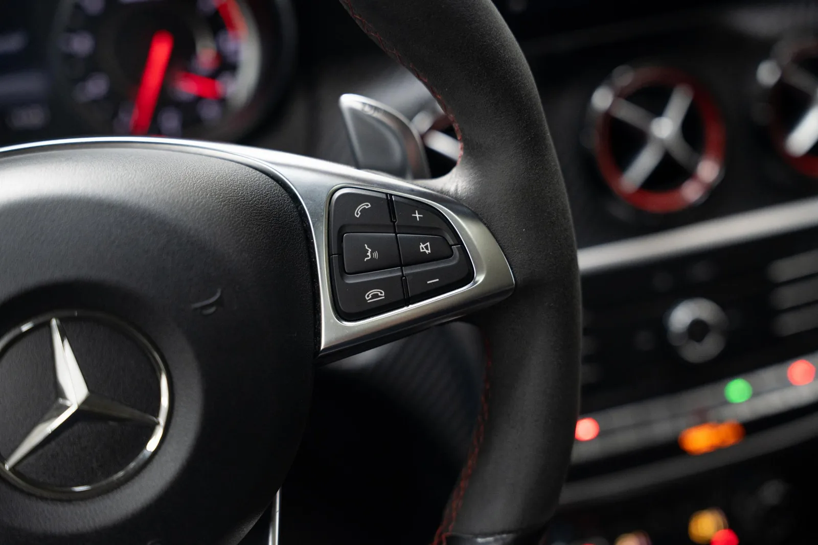Mercedes-Benz A-Klasse (2017) — foto 1