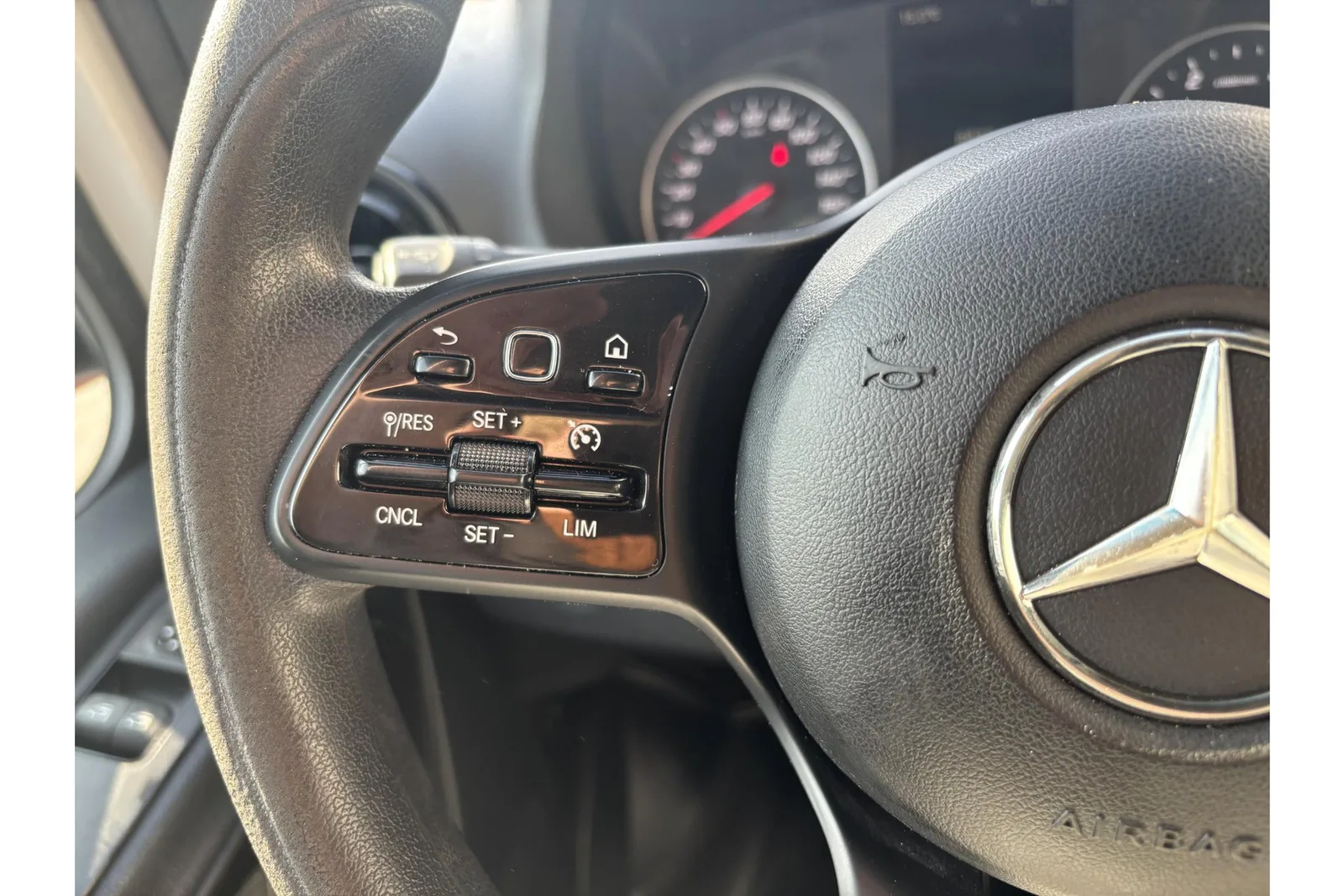 Mercedes-Benz Sprinter (2019) — foto 1