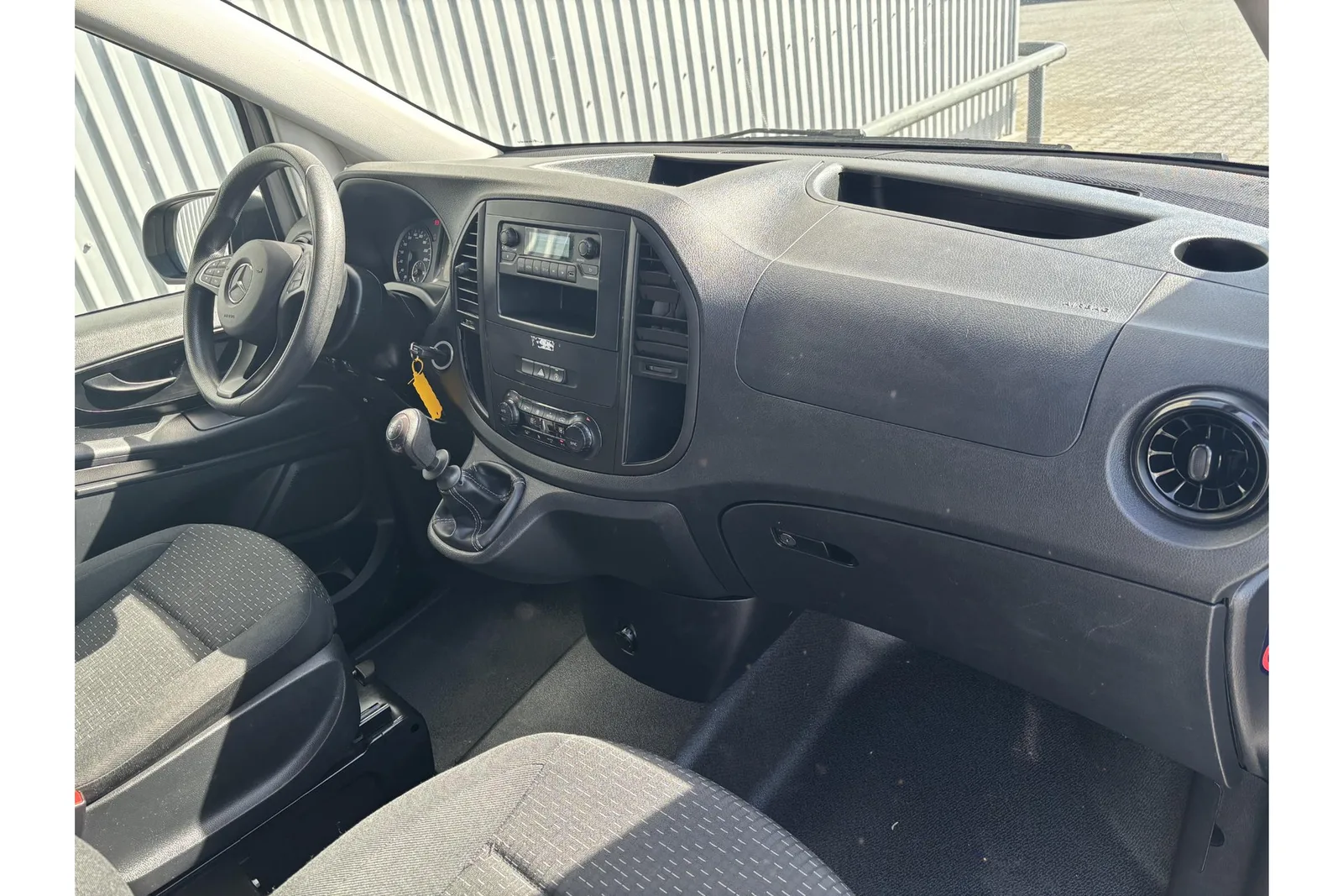 Mercedes-Benz Vito (2021) — foto 1