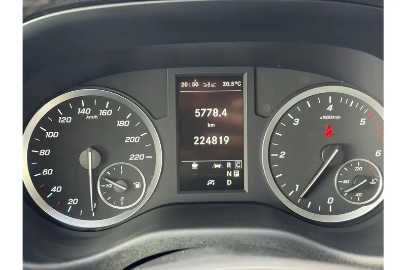 Mercedes-Benz Vito (2021)