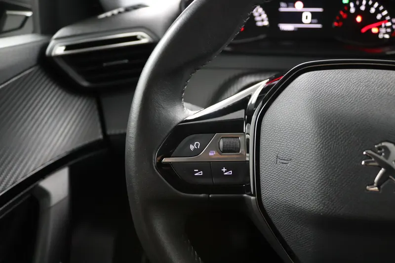 Peugeot 2008 (2021)