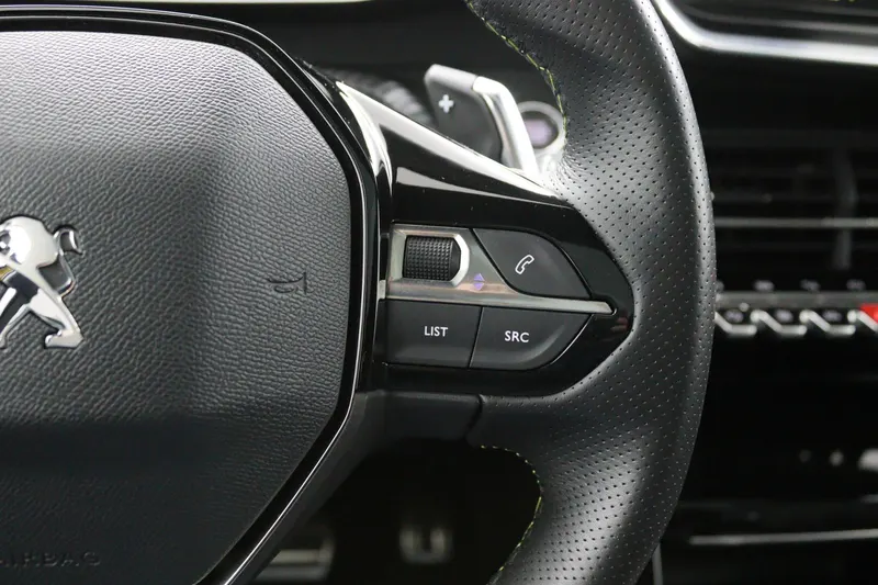 Peugeot 208 (2021)