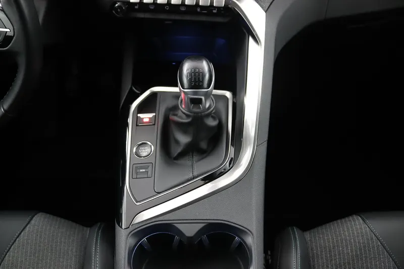 Peugeot 3008 (2021)