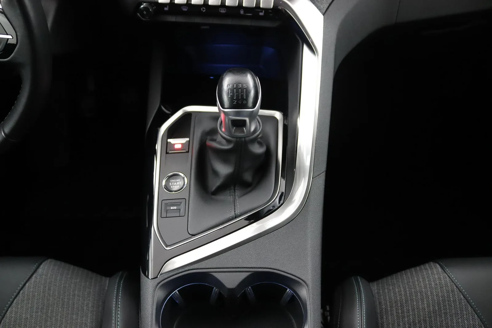Peugeot 3008 (2021) — foto 1