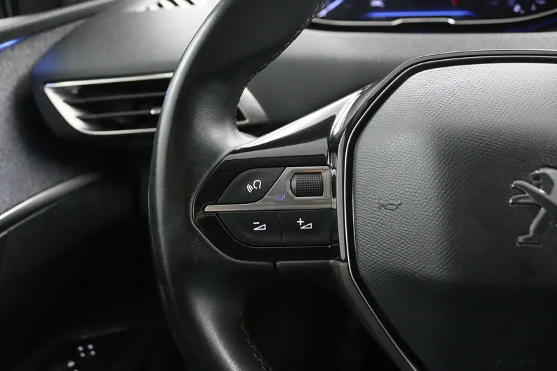 Peugeot 3008 (2020)