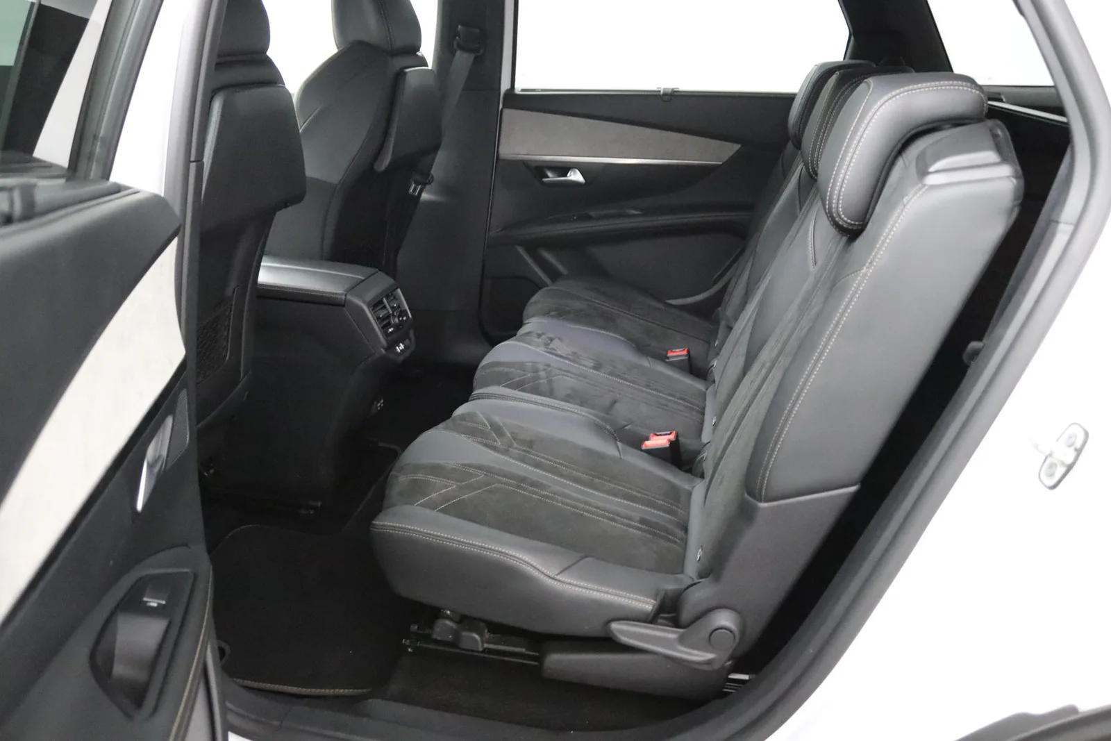 Peugeot 5008 (2021) — foto 1