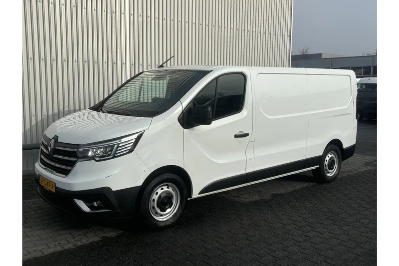 Renault Trafic (2023)