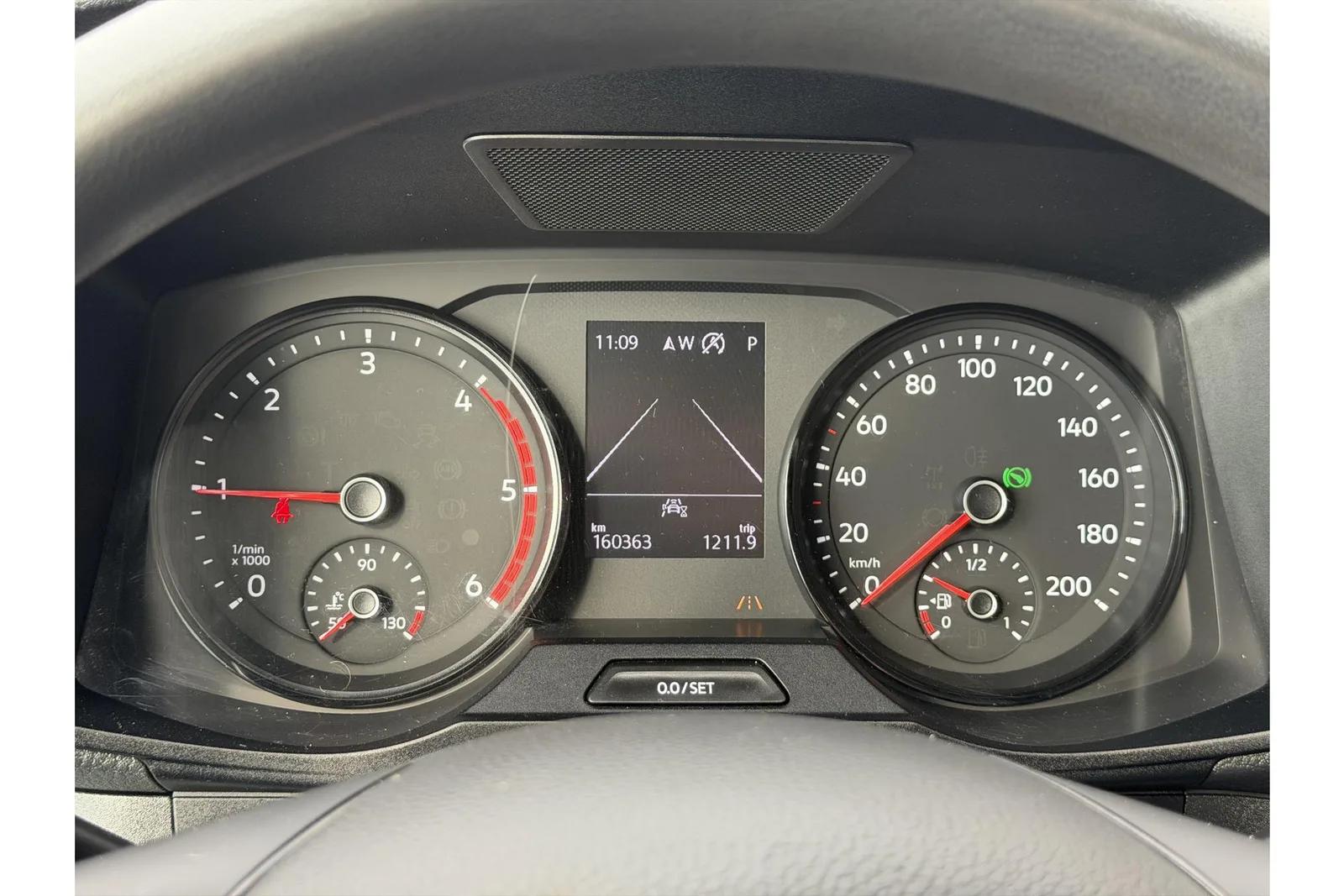 Volkswagen Crafter (2023) — foto 1