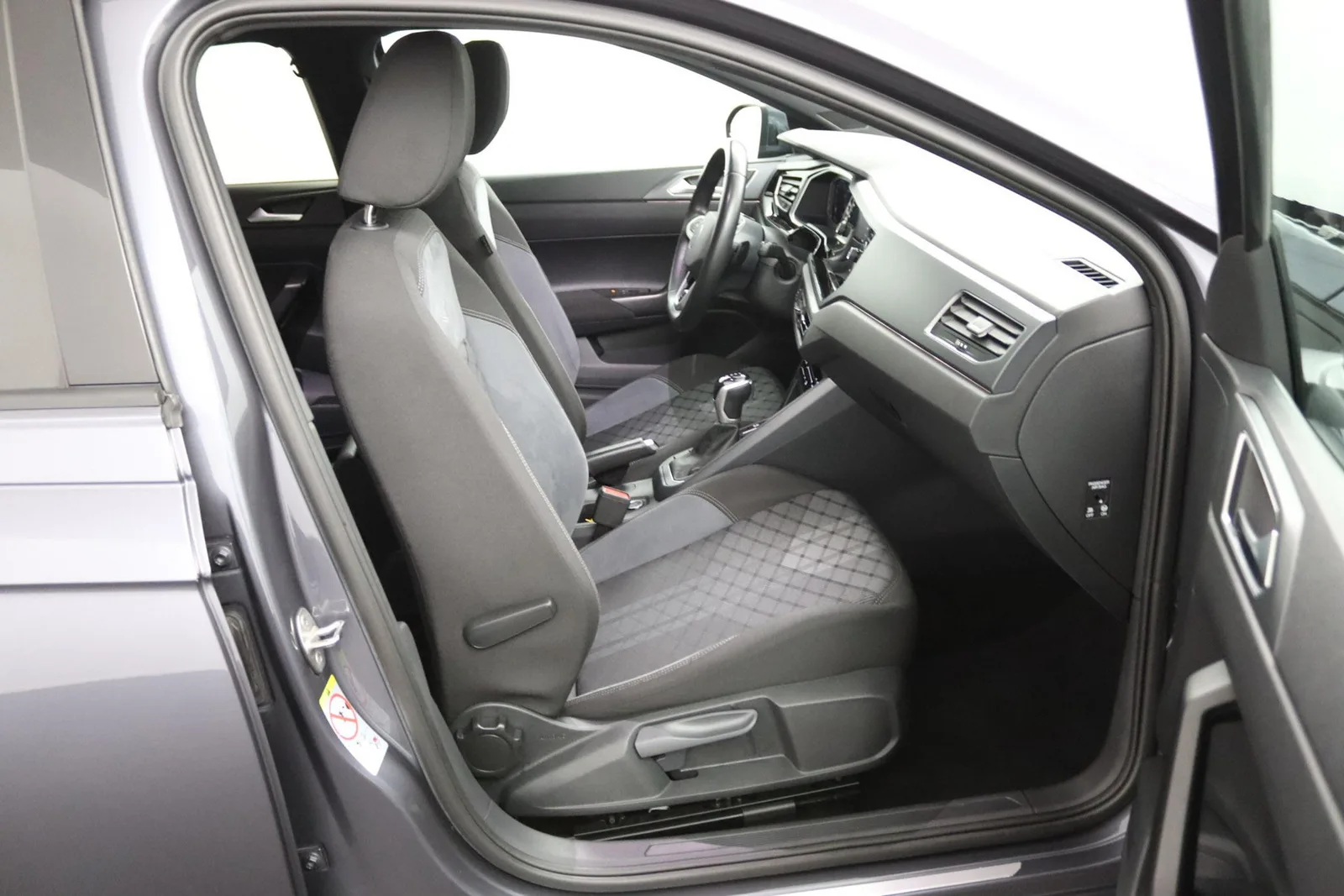 Volkswagen Taigo (2022) — foto 1