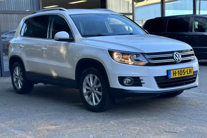 Volkswagen Tiguan (2012)