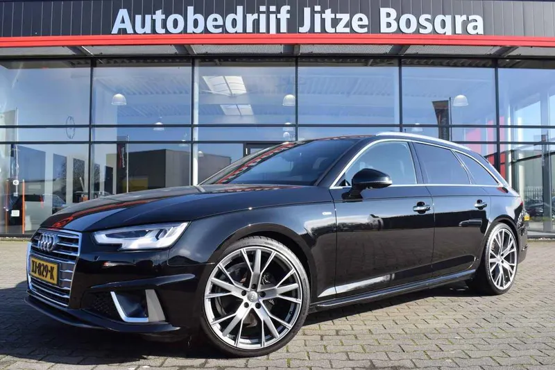 Audi A4 (2019)