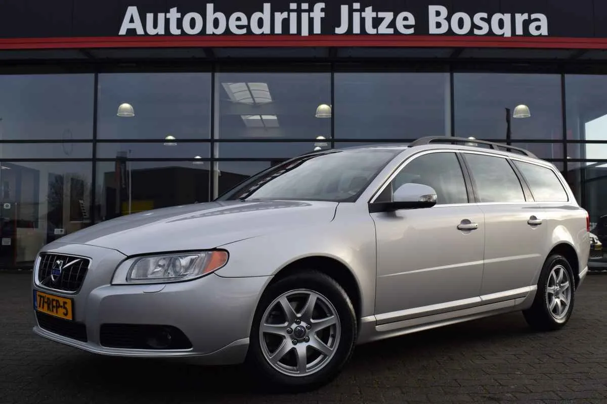 Volvo V70 (2011) — foto 1
