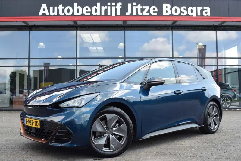 CUPRA Born (2022)