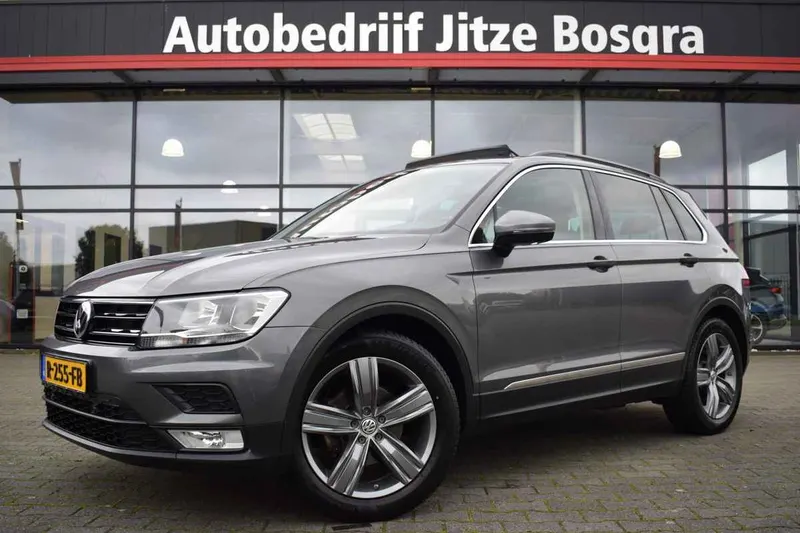 Volkswagen Tiguan (2016)
