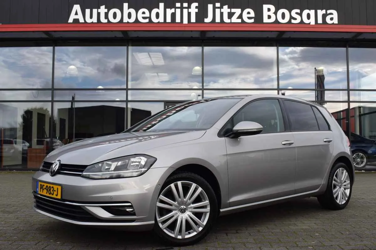 Volkswagen Golf (2017) — foto 1