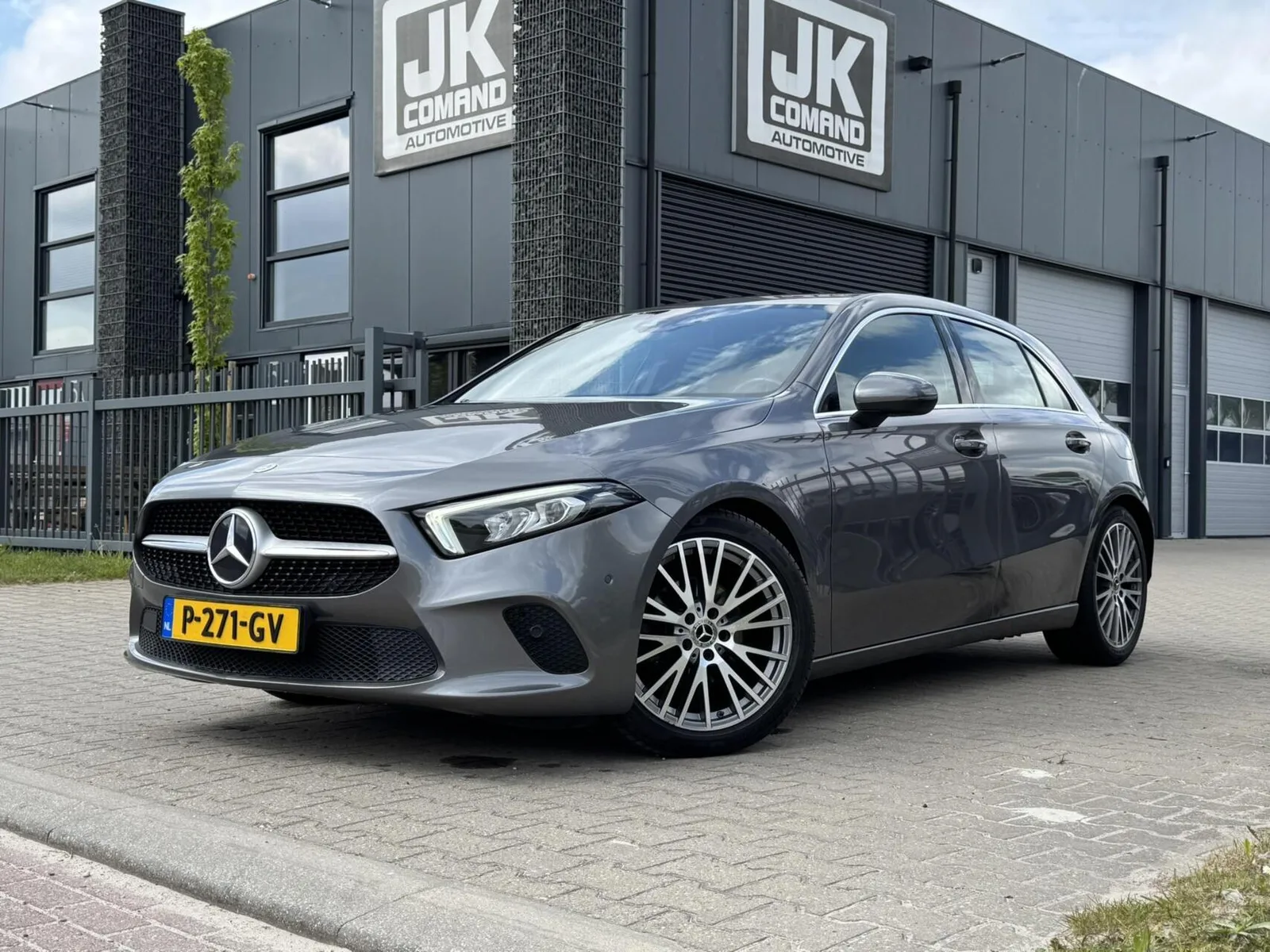 Mercedes-Benz A-Klasse (2021) — foto 1