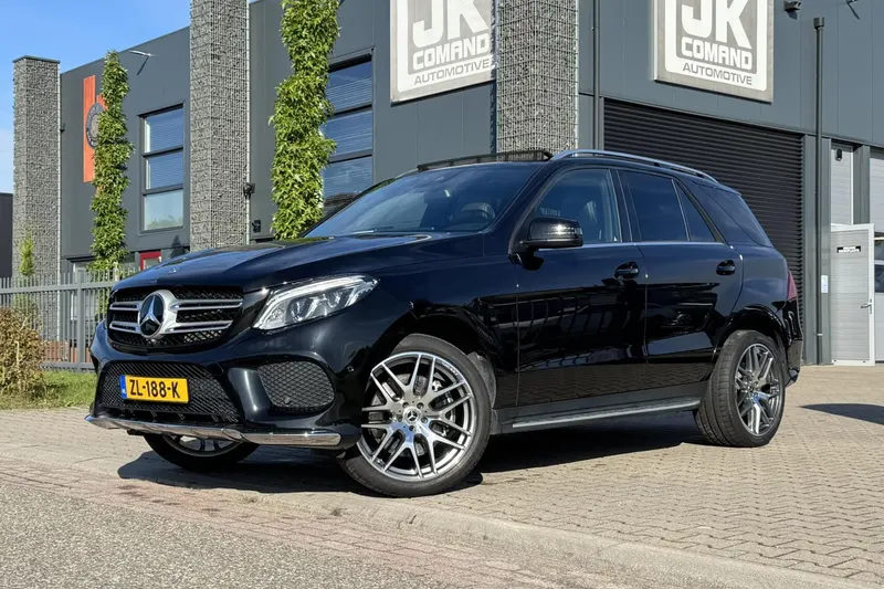 Mercedes-Benz GLE (2018)