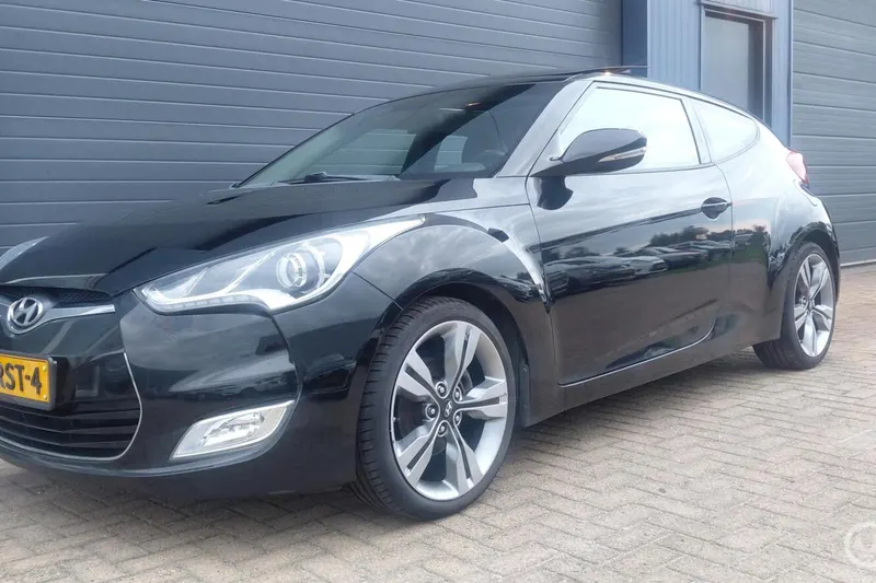 Hyundai Veloster (2011)