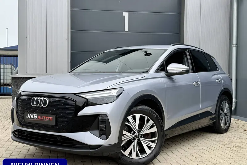 Audi Q4 e-tron (2022)