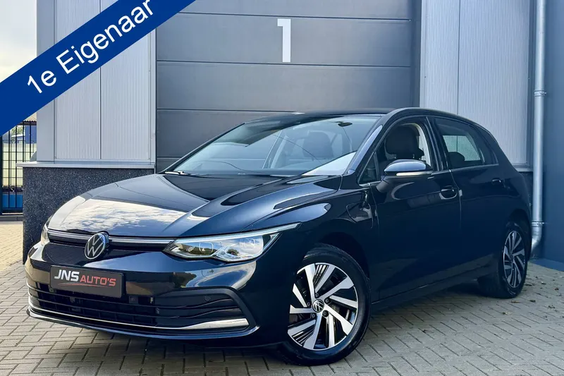 Volkswagen Golf (2022)