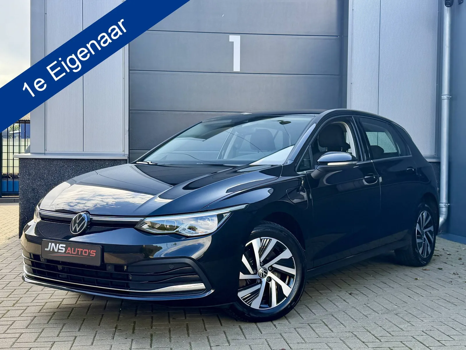 Volkswagen Golf (2022) — foto 1