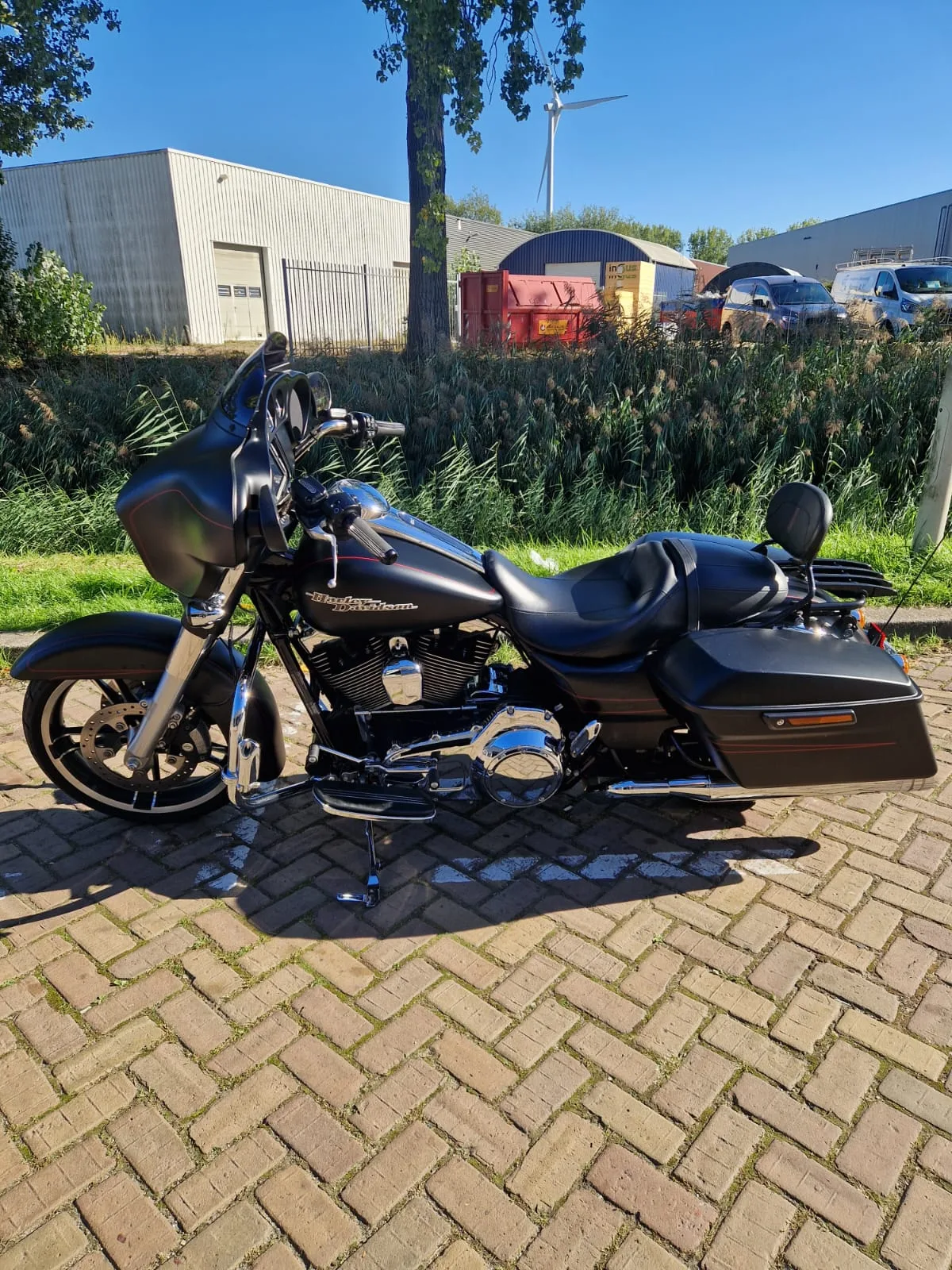 Harley-Davidson Street Glide 103 (2016) — foto 1