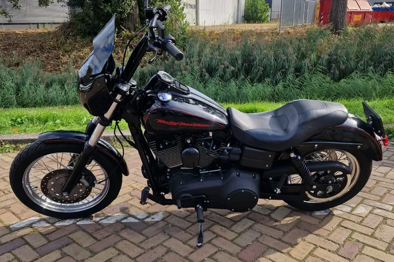 Harley-Davidson Dyna Street Bob (2007)
