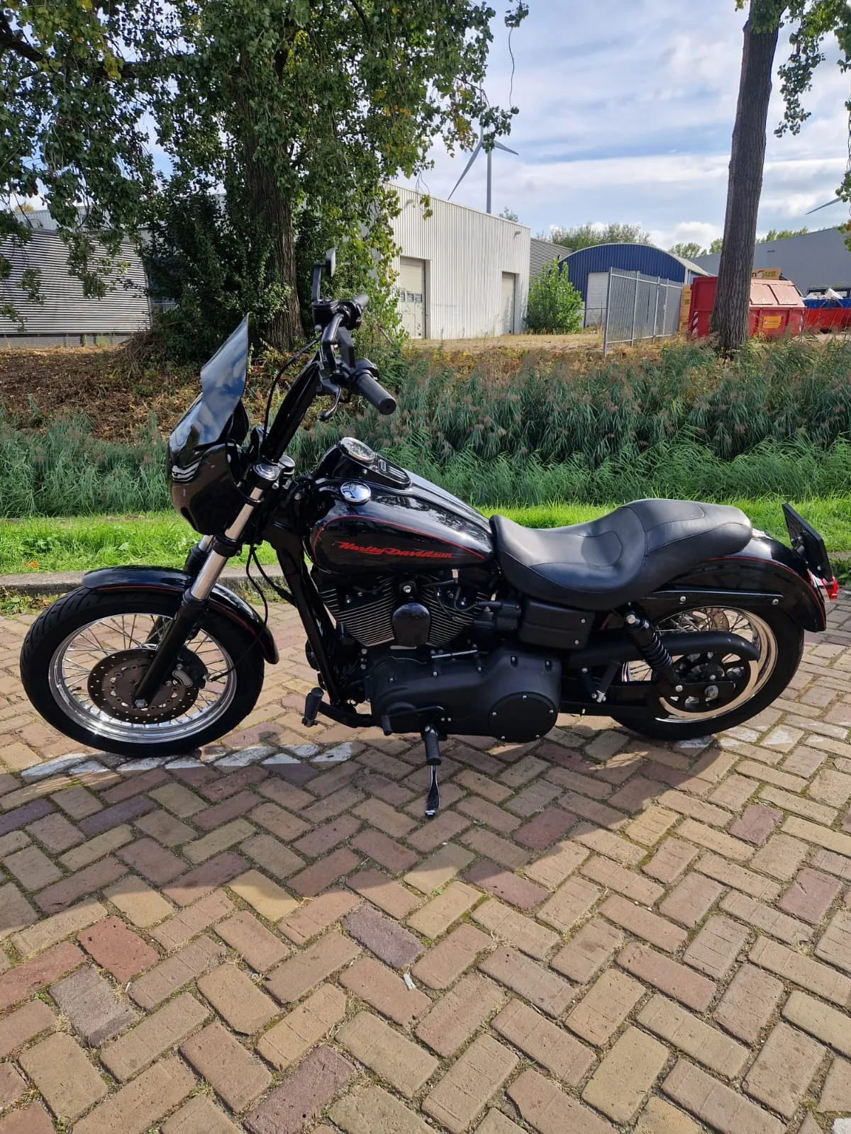 Harley-Davidson Dyna Street Bob (2007) — foto 1