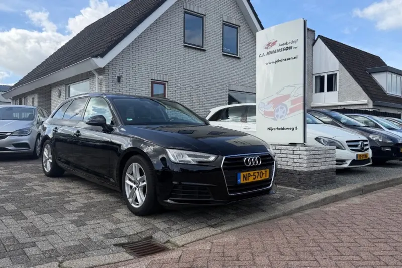 Audi A4 (2017)