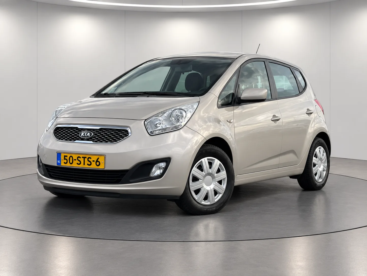 Kia Venga (2011) — foto 1