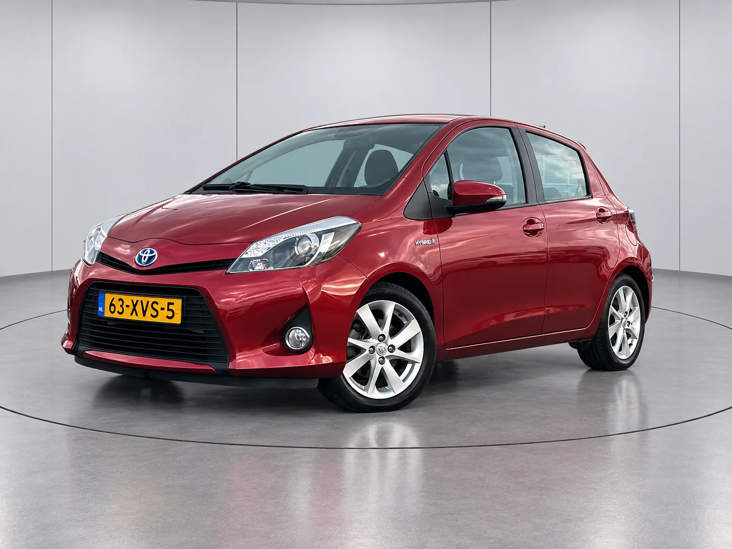 Toyota Yaris (2012) — foto 1