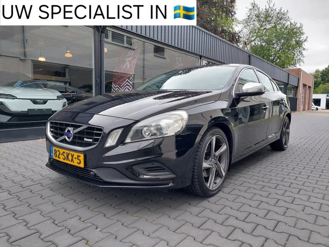 Volvo S60 (2011) — foto 1
