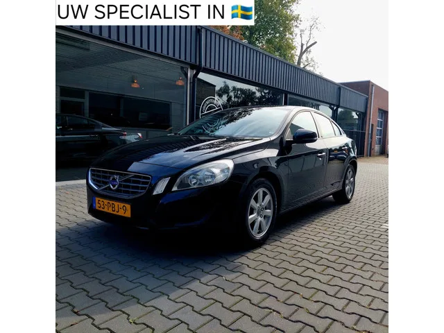 Volvo S60 (2011) — foto 1